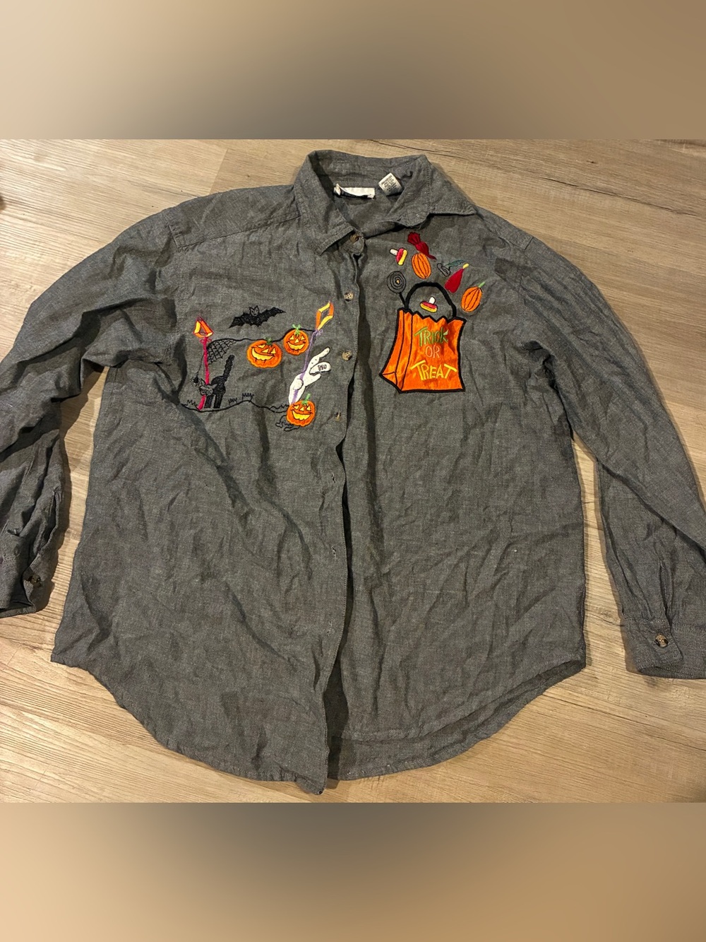 Vtg Casey & Max Halloween Denim L Embroidered Button Shirt Pumpkin Ghost